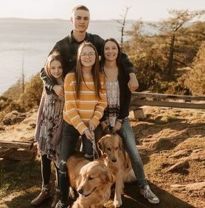 Meet your Posher, Tracee